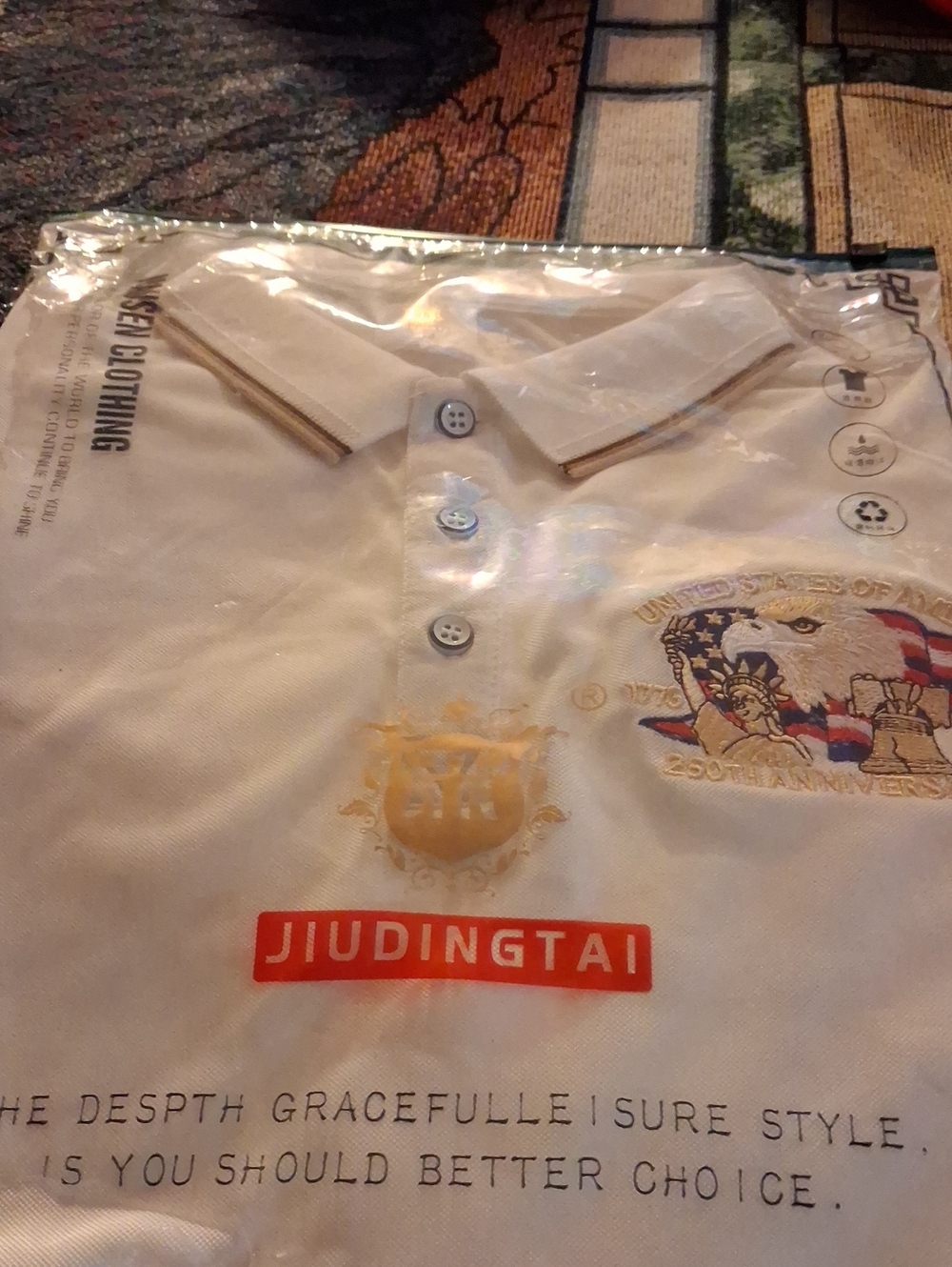 JiudingTai Men’s White Polo Shirt with Embroidered Crest